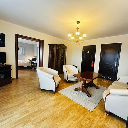 Golabek Leba Hotel Bagian luar foto
