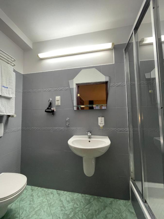 Golabek Leba Hotel Bagian luar foto