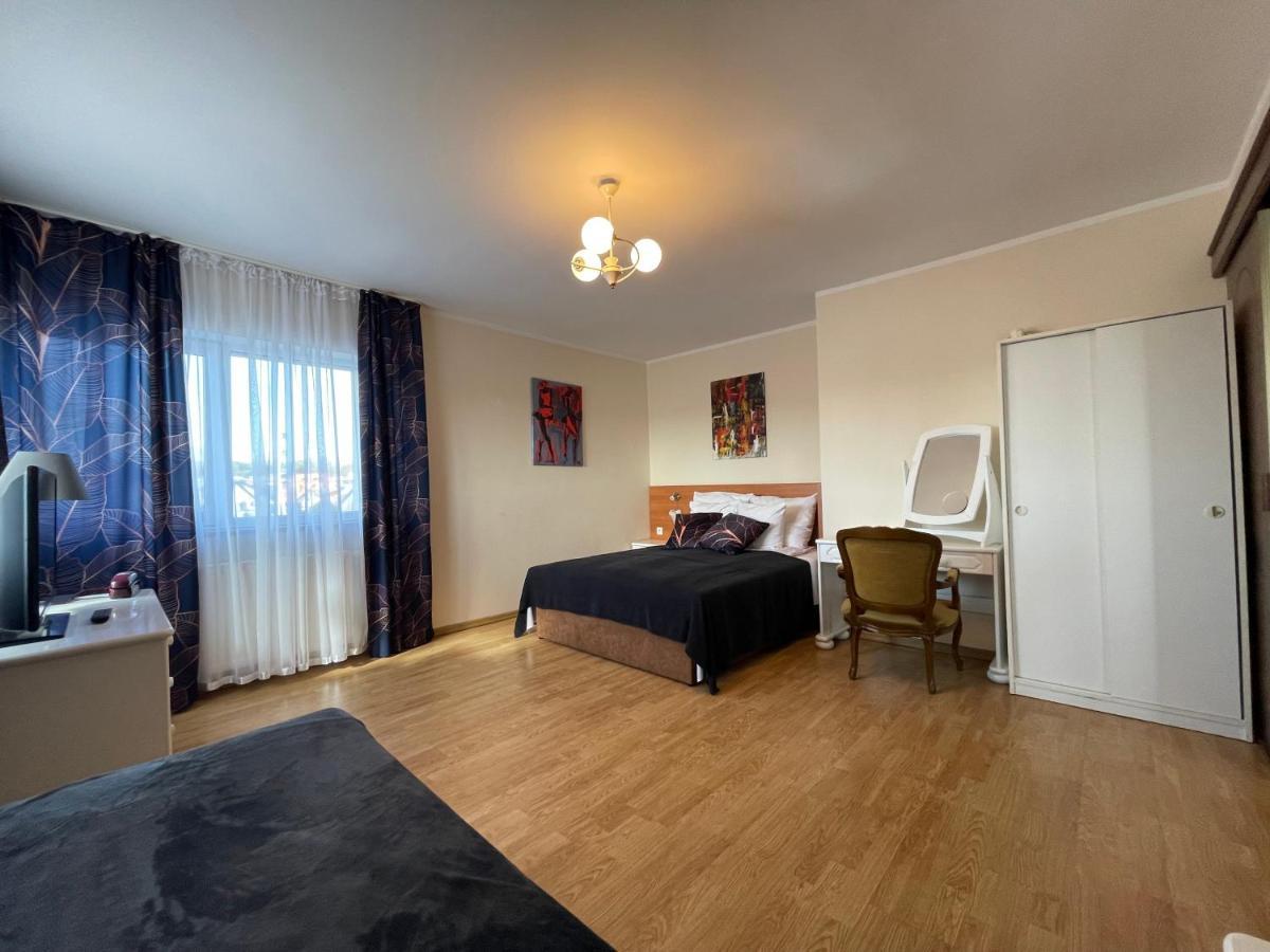 Golabek Leba Hotel Bagian luar foto