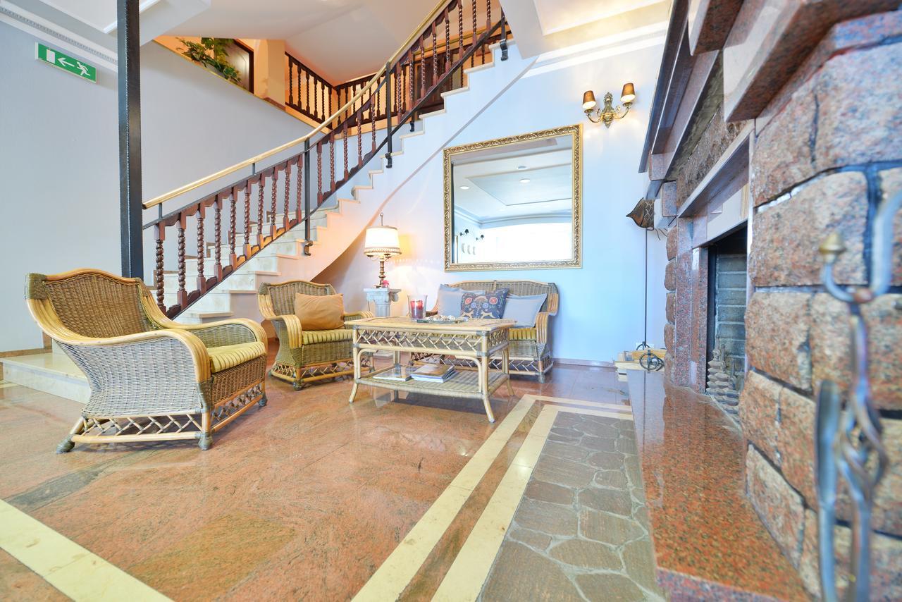 Golabek Leba Hotel Bagian luar foto