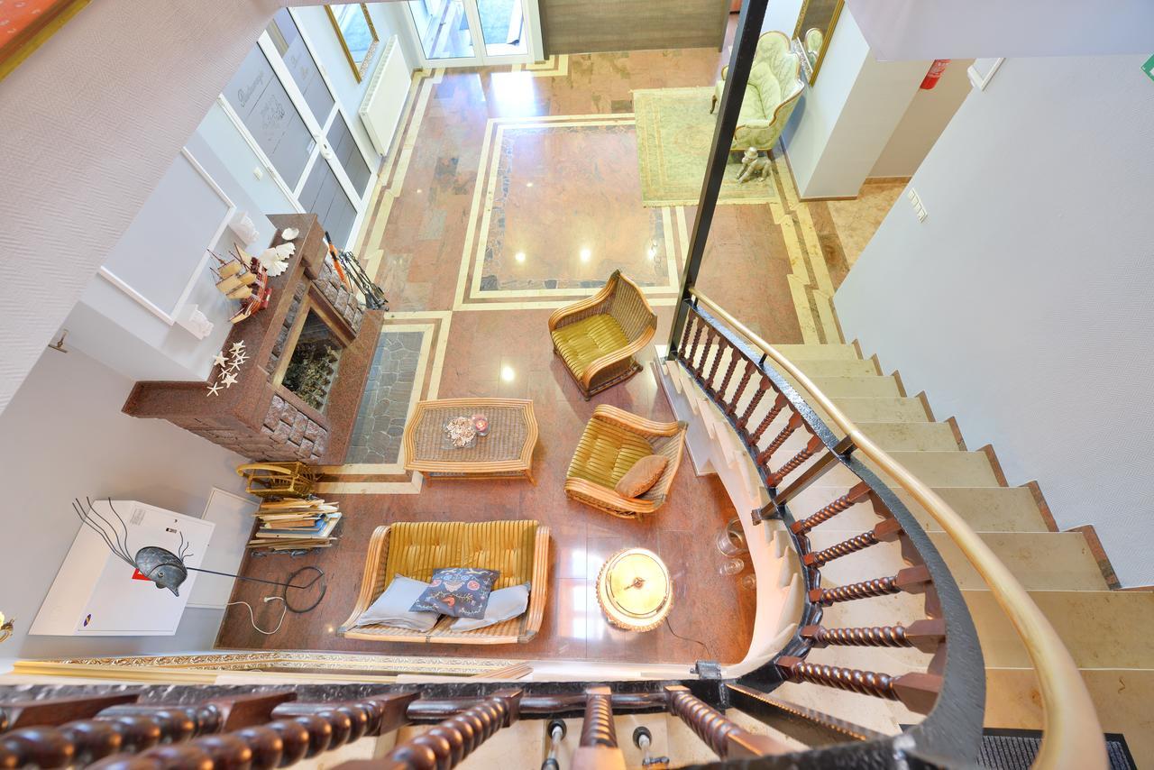 Golabek Leba Hotel Bagian luar foto