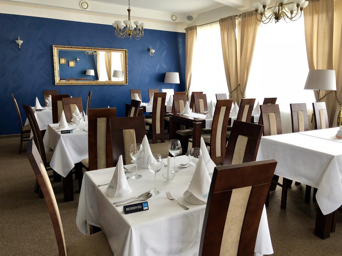 Golabek Leba Hotel Bagian luar foto
