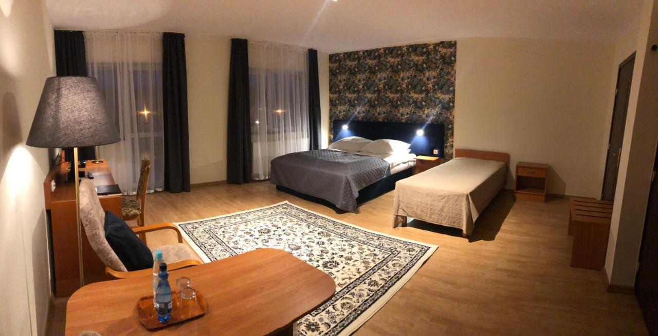 Golabek Leba Hotel Bagian luar foto